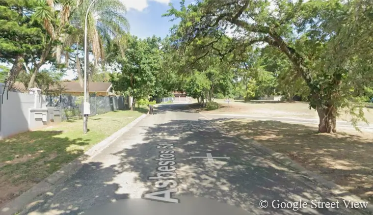 Imagen de Google Street View de la calle Asbestos en Mbombela (Sudáfrica)