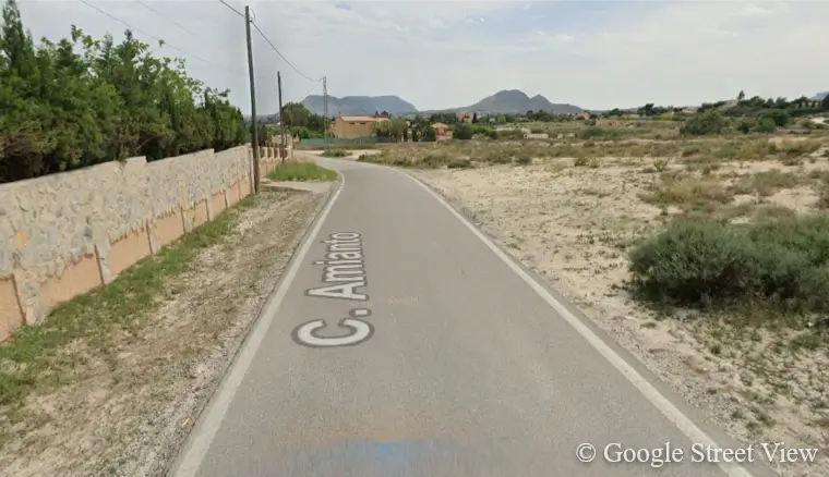 Imagen de Google Street View de la calle amianto en San Vicente del Raspeig (Alicante)